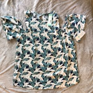 NWT Printed Cold Shoulder Top